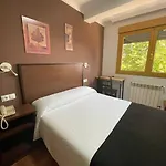 San Lazaro سانتياغو دي كومبوستيلا